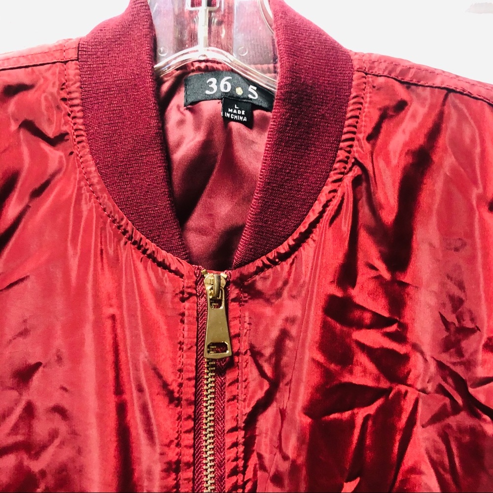 Bomber jacket - Picture 2 of 3